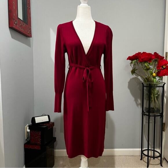NEW BCBGMAXAZRIA Belted Tailored Plunge Midi Sweater Dress Crimson Red Small NWT - Picture 2 of 15